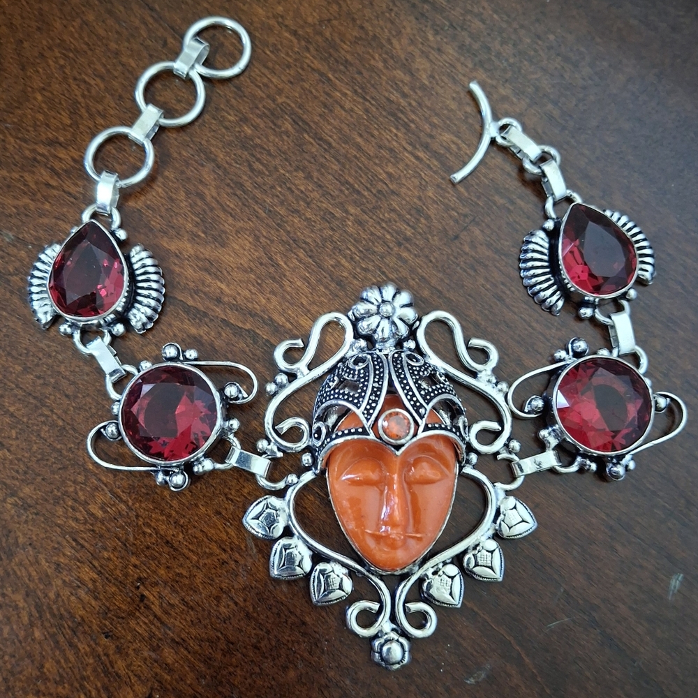 New Carved Red Goddess Face Garnet 925 Silver Bracelet.